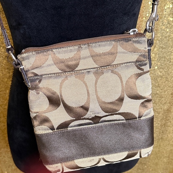 Coach Brown and Cream Crossbody Bag - Picture 7 of 16